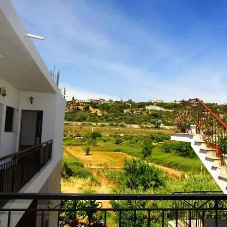 Sea La Vie Apartment *