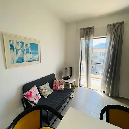 Sea La Vie Apartment