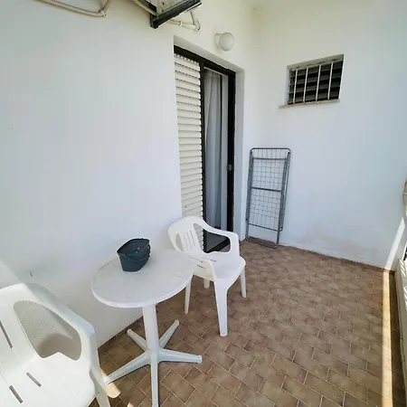 Sea La Vie Apartment