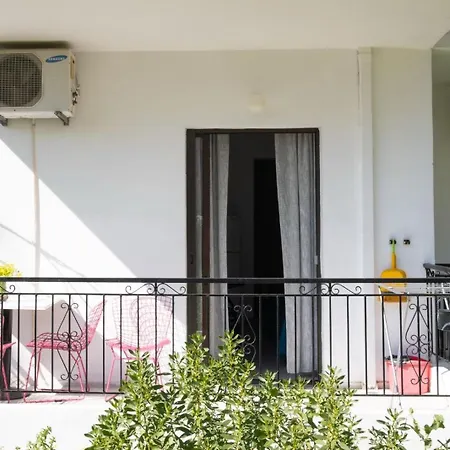 Sea La Vie Apartment Akrata