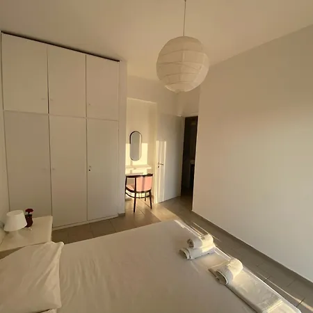 아파트 Sea La Vie 아크라타