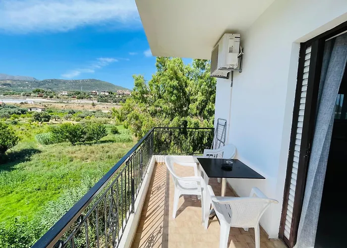 Sea La Vie 公寓 阿克拉塔