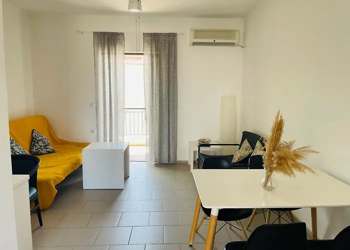 Sea La Vie * Ακράτα